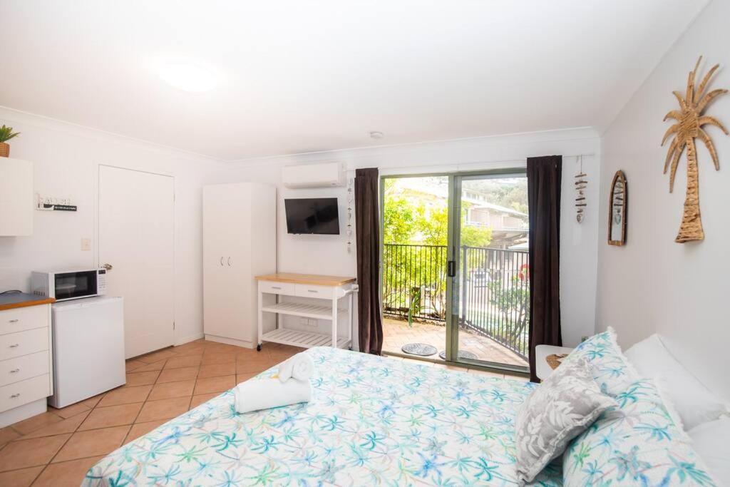 Gorgeous Studio + 100M To Beach + Pool 波因特卢考特 外观 照片